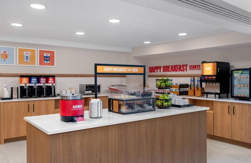 Thomaston Hotel | Hampton Inn & Suites Rockland