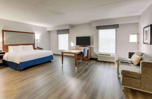 Rome Hotel | Hampton Inn & Suites Rome
