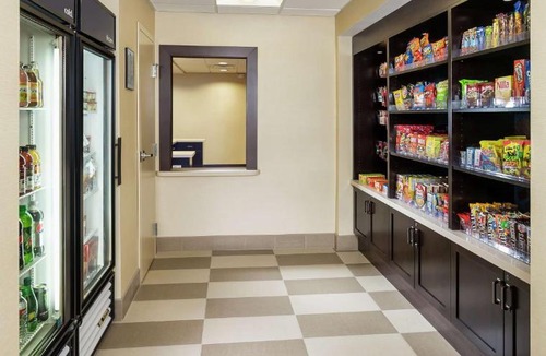 San Bernardino Hotel | Hampton Inn & Suites San Bernardino