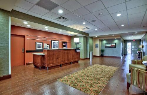 Scottsdale Hotel | Hampton Inn & Suites Scottsdale at Talking Stick