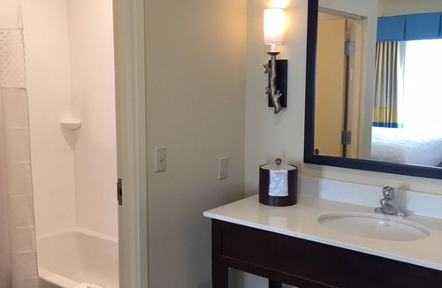 Stroudsburg Hotel | Hampton Inn & Suites Stroudsburg Pocono Mountains