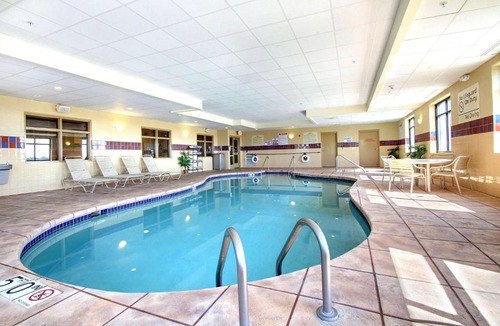 West Bend Hotel | Hampton Inn & Suites West Bend