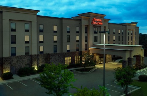 Winston - Salem Hotel | Hampton Inn & Suites Winston-Salem/University Area