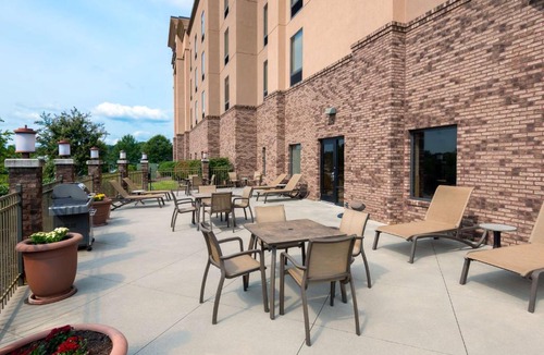 Winston - Salem Hotel | Hampton Inn & Suites Winston-Salem/University Area