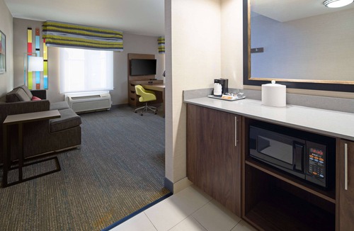 Visalia Hotel | Hampton Inn Visalia