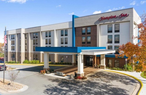 Winchester Hotel | Hampton Inn Winchester