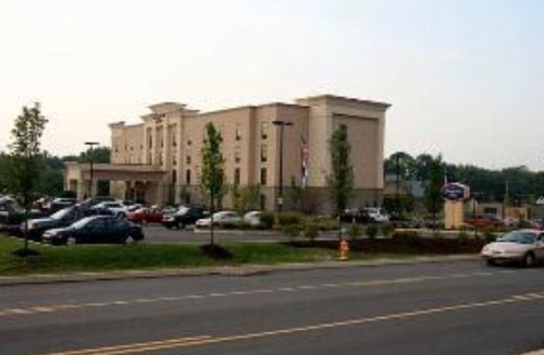 Wooster Hotel | Hampton Inn Wooster