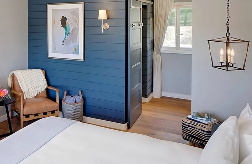 East Hampton North Hotel | Hampton King at Journey East Hampton!