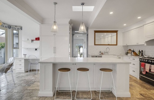 Curl Curl House | Hamptons Beach House in Curl Curl
