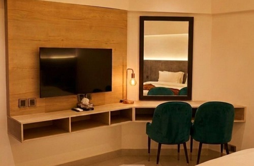Clifton Apartment | Hamsun Deluxe Double Room Clifton Karachi