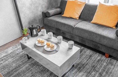 Shiroishi Apartment | HANA 102