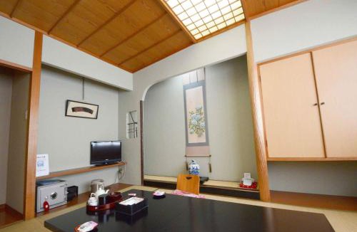 Wakura Onsen Hotel | Hanagoyomi