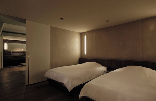 Yamanakaonsen Higashimachi House | Hanamurasaki