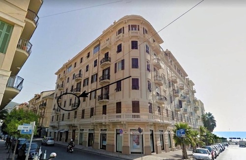 Alassio Apartment | Hanbury 10 - Three Bedroom Apartment, Sleeps 6