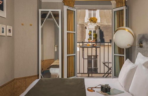 Les Halles Hotel | Handsome Hotel