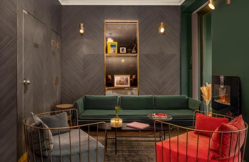 Les Halles Hotel | Handsome Hotel
