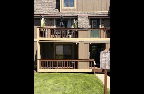 Clymer Apartment | Haney Hideaway Warm and Welcoming Peek N Peak Condo Close to Lift 8 Sleeps 10