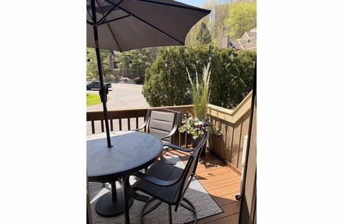 Clymer Apartment | "Haney Hideaway"- Warm & Welcoming Peek N Peak Condo — Close to Lift 8 Sleeps 10
