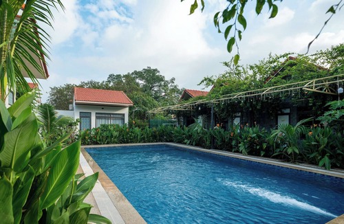 Hoa Lu Apartment | Hang Mua Holiday Homestay