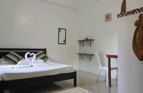 Malay Hotel | HangOut Beach & Resort
