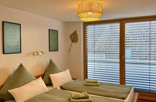 Neckartenzlingen Apartment | Hangout