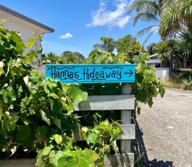 Raglan Apartment | Hanna’s Hideaway