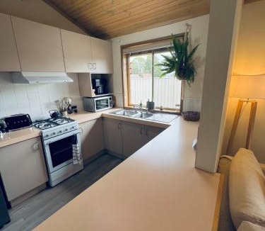 Traralgon House | Hannahs Haven