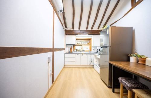 Seongnae-dong Hotel | Hanok1942