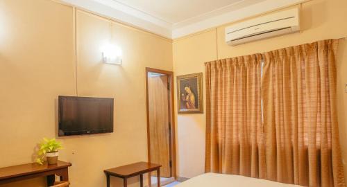 Thousand Lights West House | Hanu Reddy Residences Wallace Garden