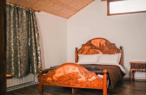 Pestisani House | Hanul Vanatorului