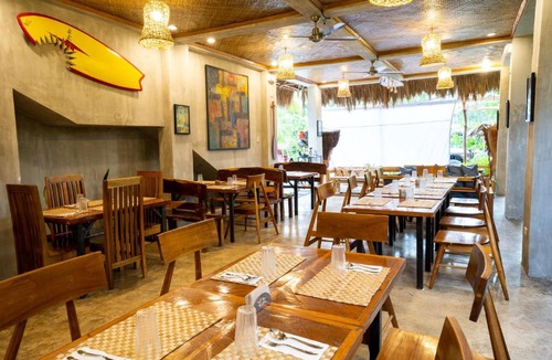 Catangnan Hostel | Haole Surf Hostel