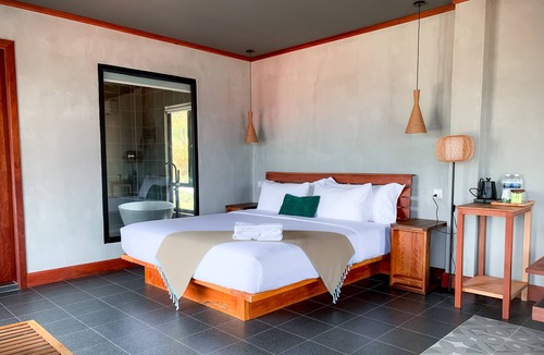 Samlout Resort | Happiness Long Bridge Resort