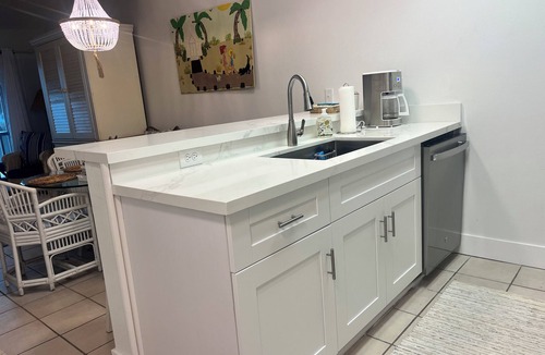 Placida House | HAPPY HIDEAWAY - Closest Gulf-Front Unit to the Beach – No Resort fees. Sleeps 6