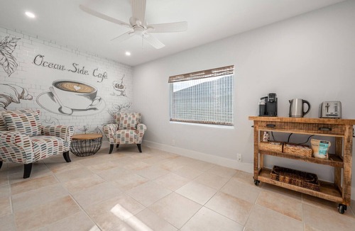 Willoughby Acres House | Happy Hideout