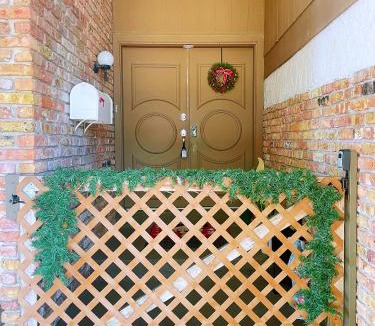 Pine Hills House | Happy Home