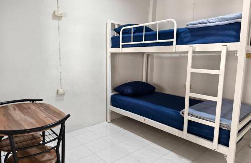 Talat Hostel | Happy Homey Hostel