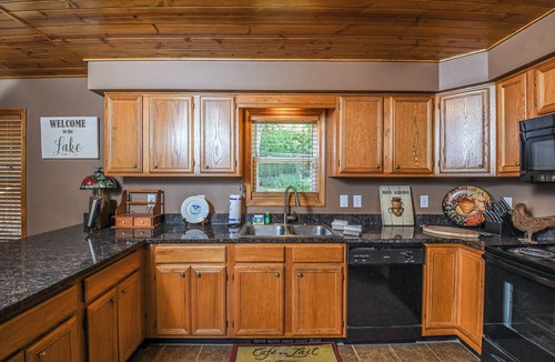 McHenry Cabin | Happy Landing by Taylor Made Deep Creek