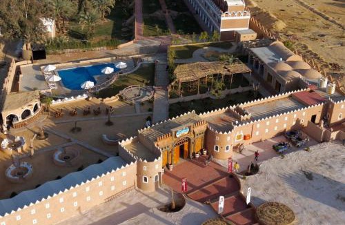 El Kharga Hotel | Happy Oasis Hotel