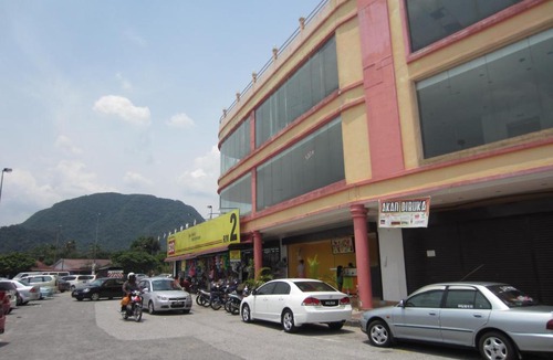 Kampung Kepayang House | Happy Owl