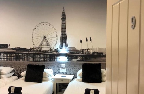 Blackpool Town Center Hotel | Happy Return Hotel