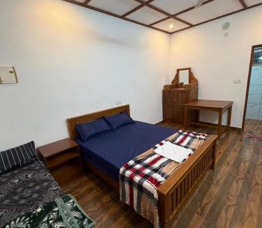 Devikolam Hotel | Happy Stays
