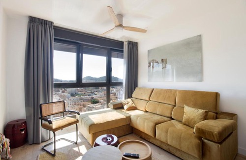 Palma-Palmilla Apartment | Happy Travel Urban Sky 19C