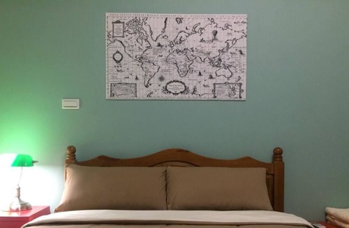 Jinning Hostel | Happy Tree Hostel