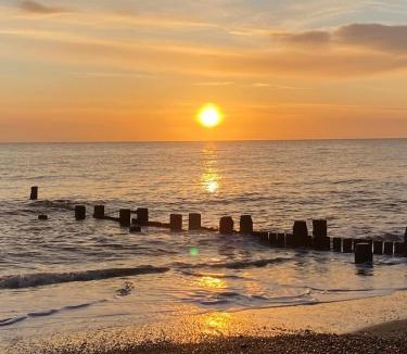 Bacton Resort | Happydaze Caravan