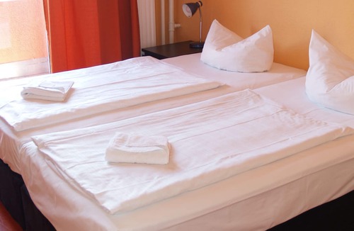 Charlottenburg Hostel | HappyGoLucky Hotel & Hostel