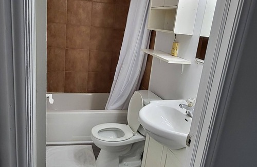 Rama House | Happyland Inn