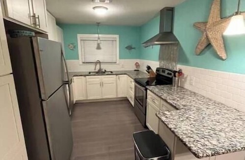 Aransas Pass House | Harbor Breeze Haven