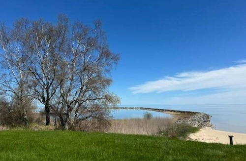 Harrisville House | Harbor House Lake Front Home