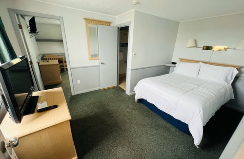 Vineyard Haven Hotel | Harbor Landing Resort