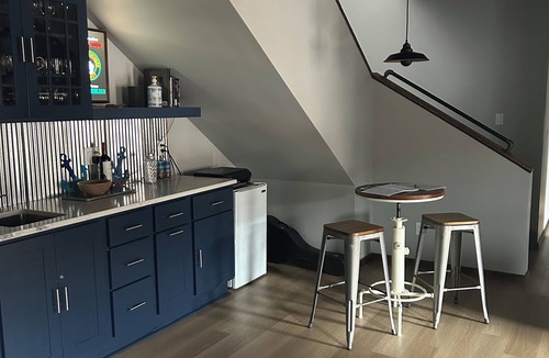 Two Harbors Apartment | Harbor Rail Loft: an upscale retreat, three bedrooms, two baths, sauna, and deck
